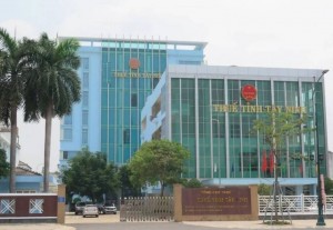 Tỉnh Tây Ninh công khai 462 doanh nghiệp, cá nhân nợ thuế gần 1.200 tỷ đồng