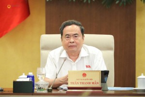 Chủ tịch Quốc hội: Không để "điểm nóng" BHXH kéo dài