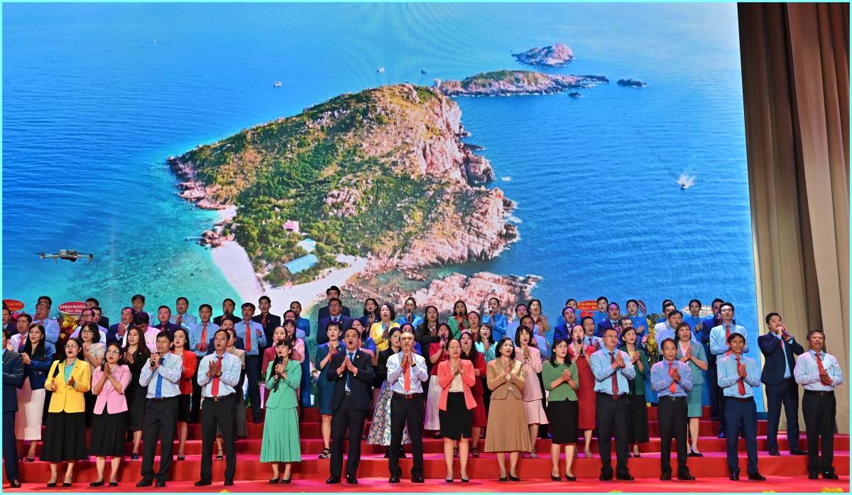 Bảo tồn chim yến Khánh Hòa: Ngăn chặn nạn “tận diệt” bảo vệ thương hiệu “vàng trắng”