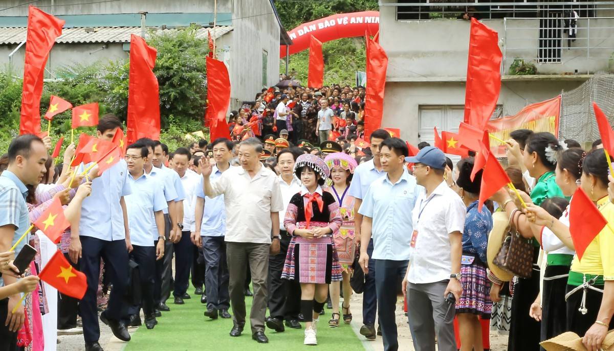 Tổng Bí thư, Chủ tịch nước: Xây dựng Vân Hồ thành xã kiểu mẫu về an ninh