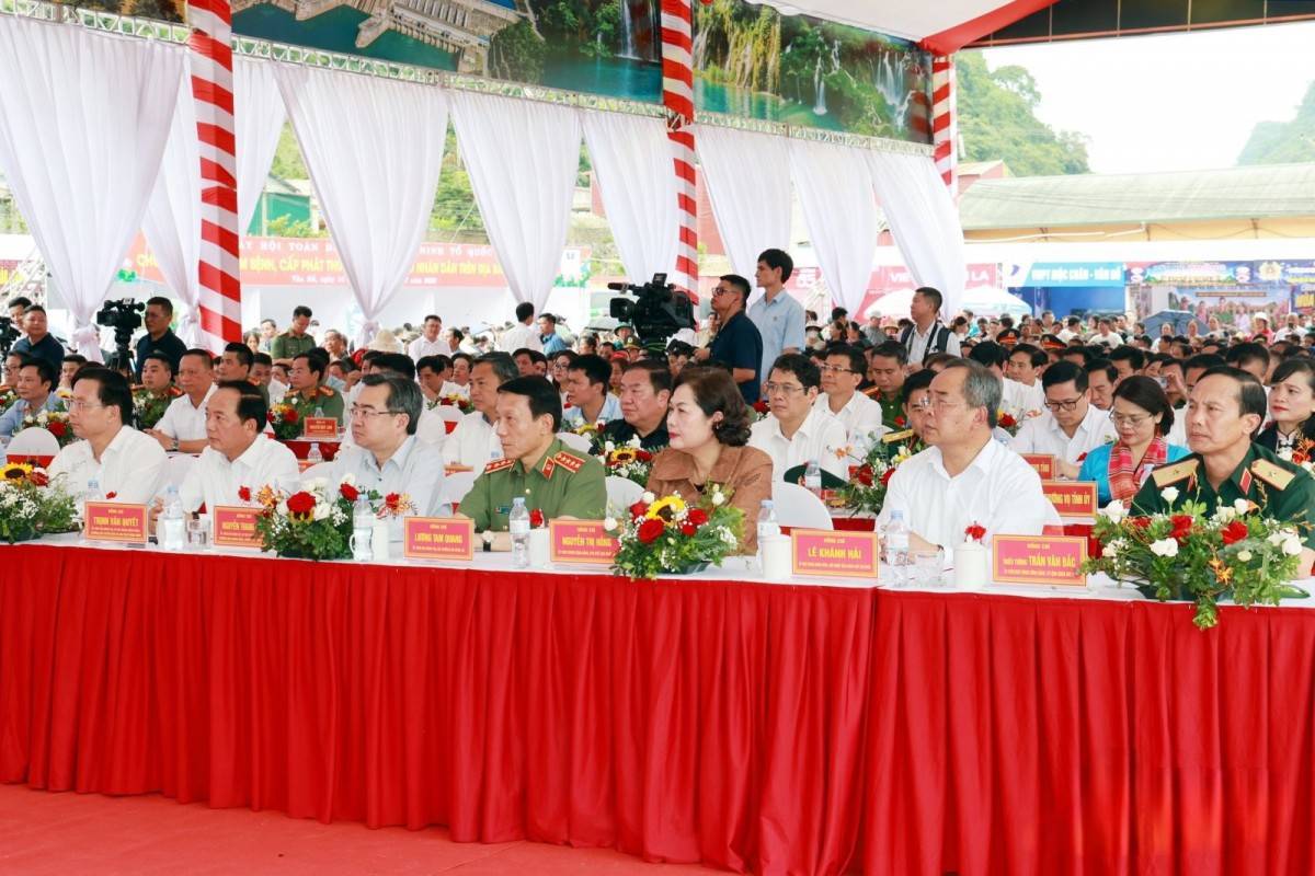 Tổng Bí thư, Chủ tịch nước: Xây dựng Vân Hồ thành xã kiểu mẫu về an ninh