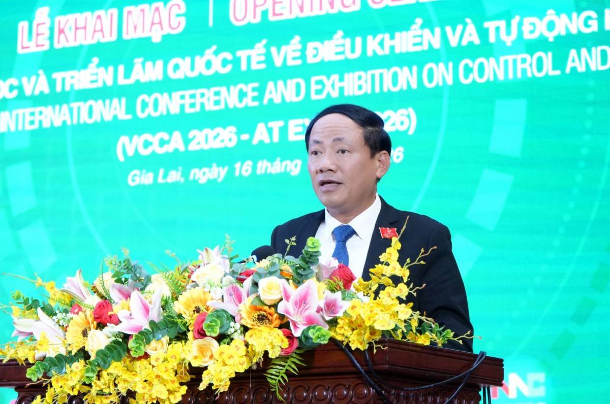 Chủ tịch UBND tỉnh Gia Lai Phạm Anh Tuấn khẳng định tỉnh xác định khoa học, công nghệ, đổi mới sáng tạo và chuyển đổi số là động lực tăng trưởng mới tại lễ khai mạc hội nghị.