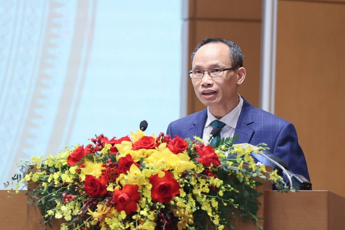 TS. Cấn Văn Lực: “Chúng ta đang phát triển rất nhanh, rất nhiều dự án, rất nhiều công trình cùng lúc. Tuy nhiên, năng lực quản trị có theo kịp hay không cũng là vấn đề đối với mỗi doanh nghiệp”.