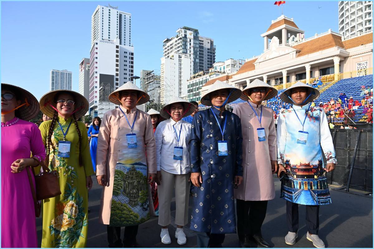 Chào Festival biển 2026 Lễ hội áo dài “Sắc màu của Biển” rực rỡ trên cung đường biển đẹp nhất Nha Trang