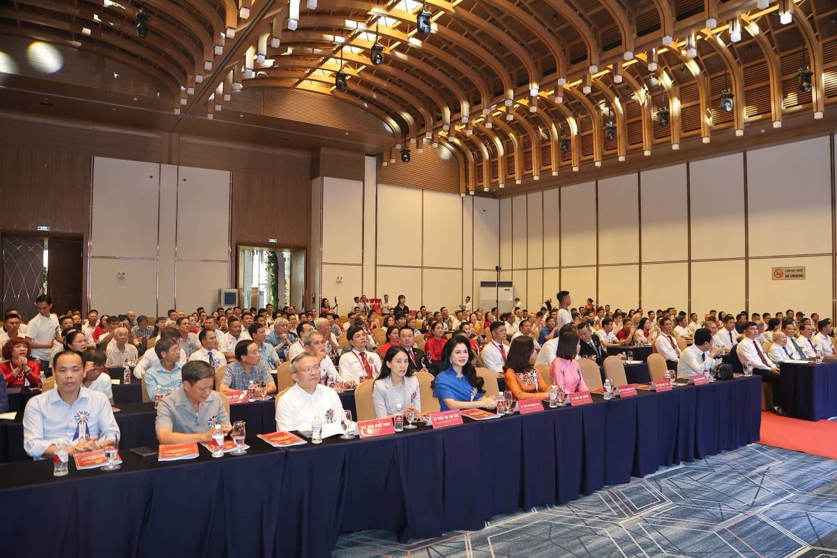 Các đại biểu tham dự