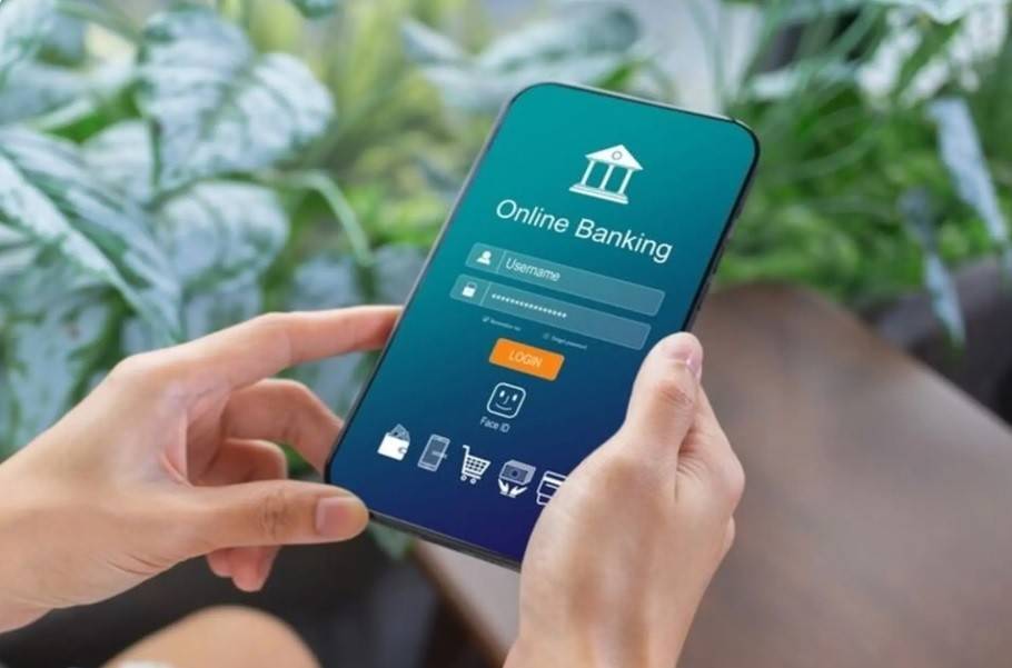 Ngân hàng sắp áp dụng hạn mức thời gian chờ: Người chuyển tiền cần biết gì?