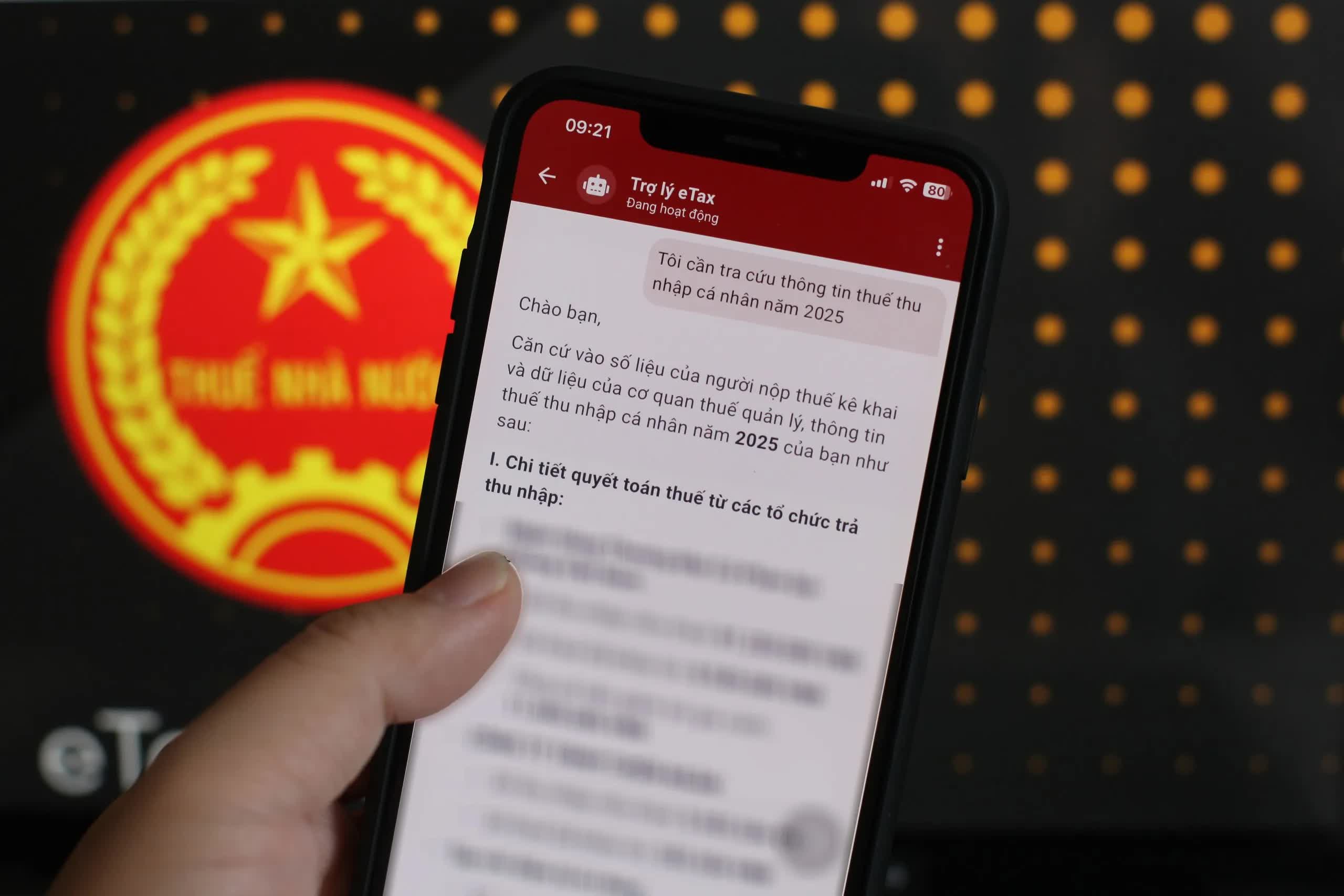 Cục Thuế khuyến cáo người nộp thuế kiểm tra dữ liệu thu nhập trên eTax Mobile để bảo vệ quyền lợi