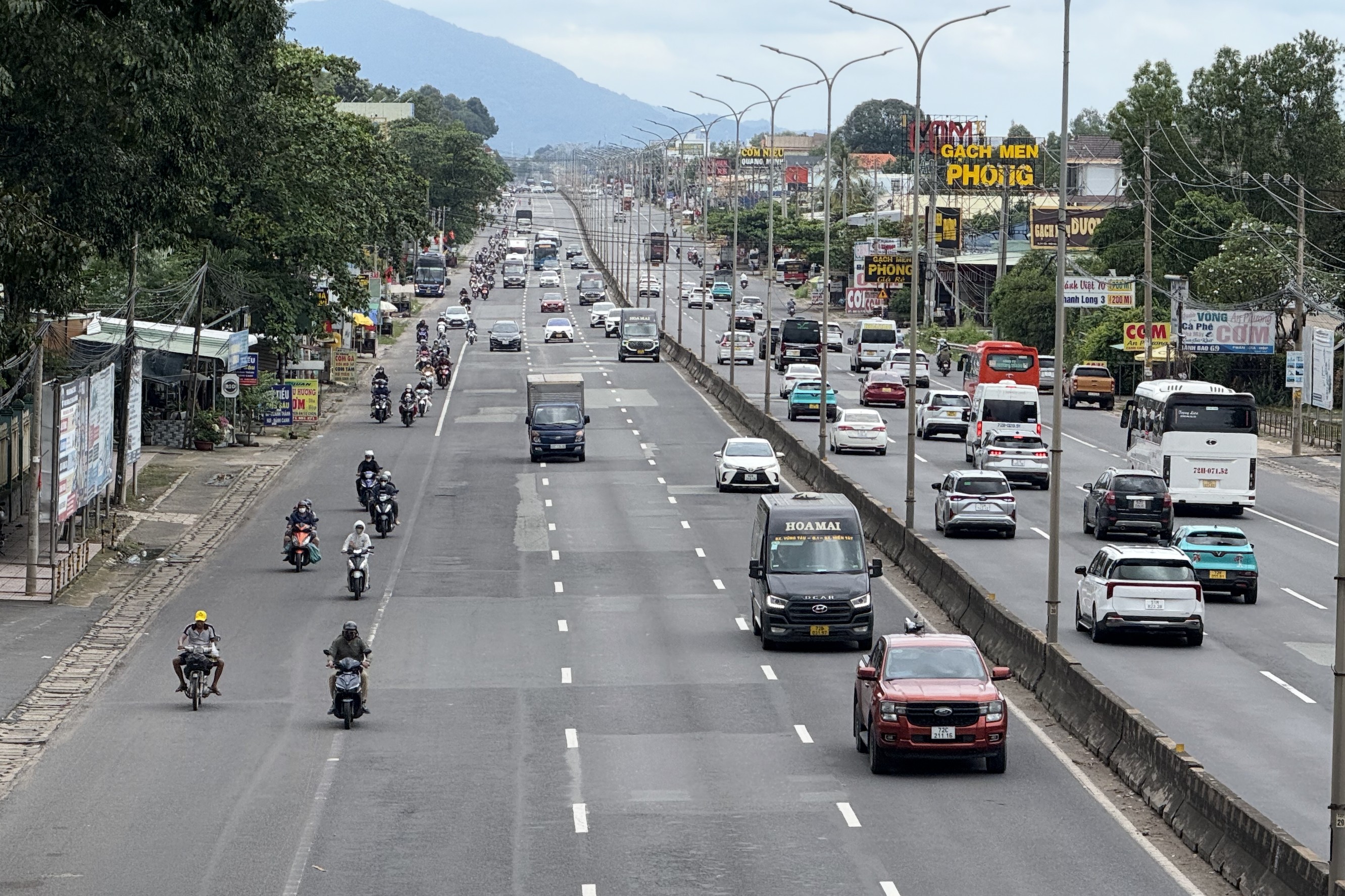 TP. Hồ Chí Minh kiến nghị Đồng Nai đồng bộ phân làn Quốc lộ 51 để tăng kết nối, giảm ùn tắc