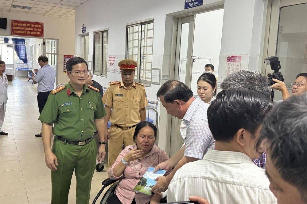 Đồng Nai hỗ trợ khẩn cấp nạn nhân vụ cháy xe khách, huy động tối đa nguồn lực cứu chữa