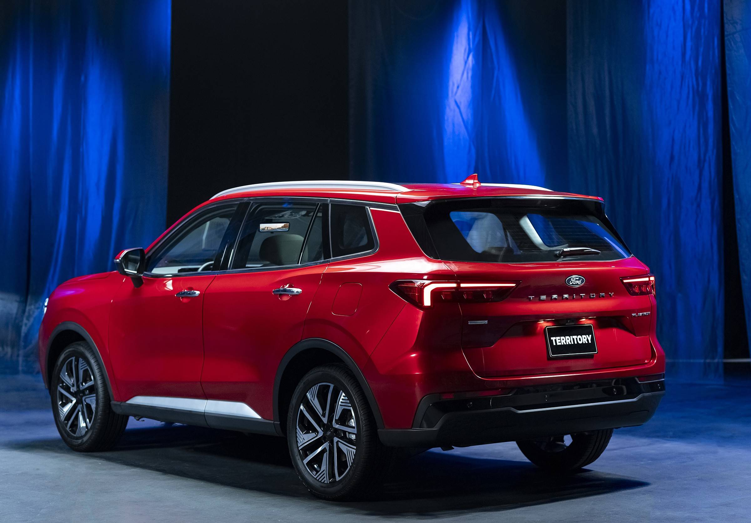 Ford Việt Nam giới thiệu Territory Platinum, gia tăng trải nghiệm cao cấp