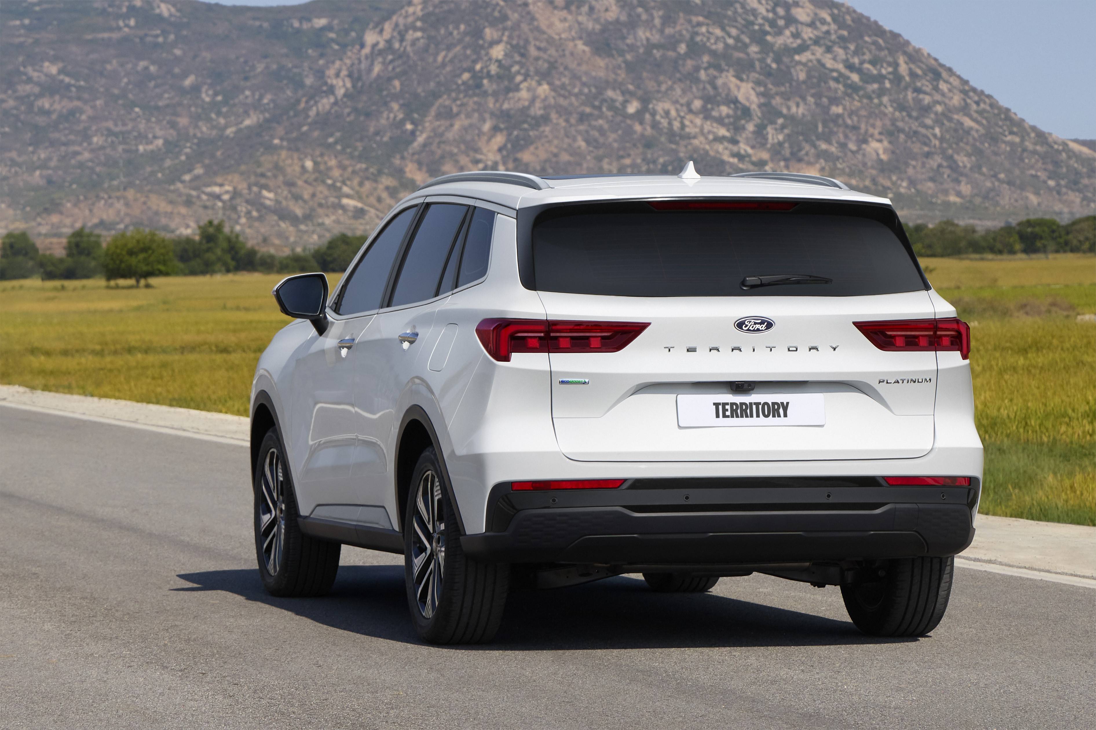 Ford Việt Nam giới thiệu Territory Platinum, gia tăng trải nghiệm cao cấp