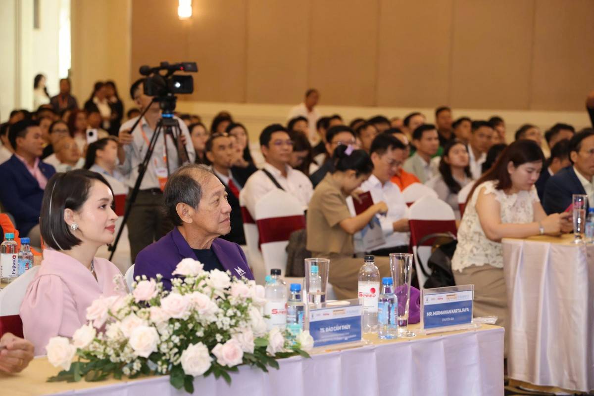 Quang cảnh Diễn đàn (Ảnh: Châu Anh)