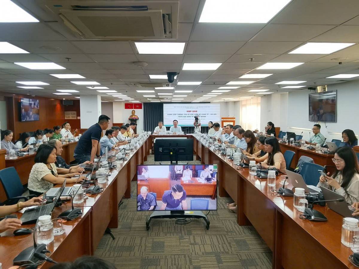 TP. Hồ Chí Minh hoàn tất chuyển đổi xăng sinh học, không để gián đoạn nguồn cung