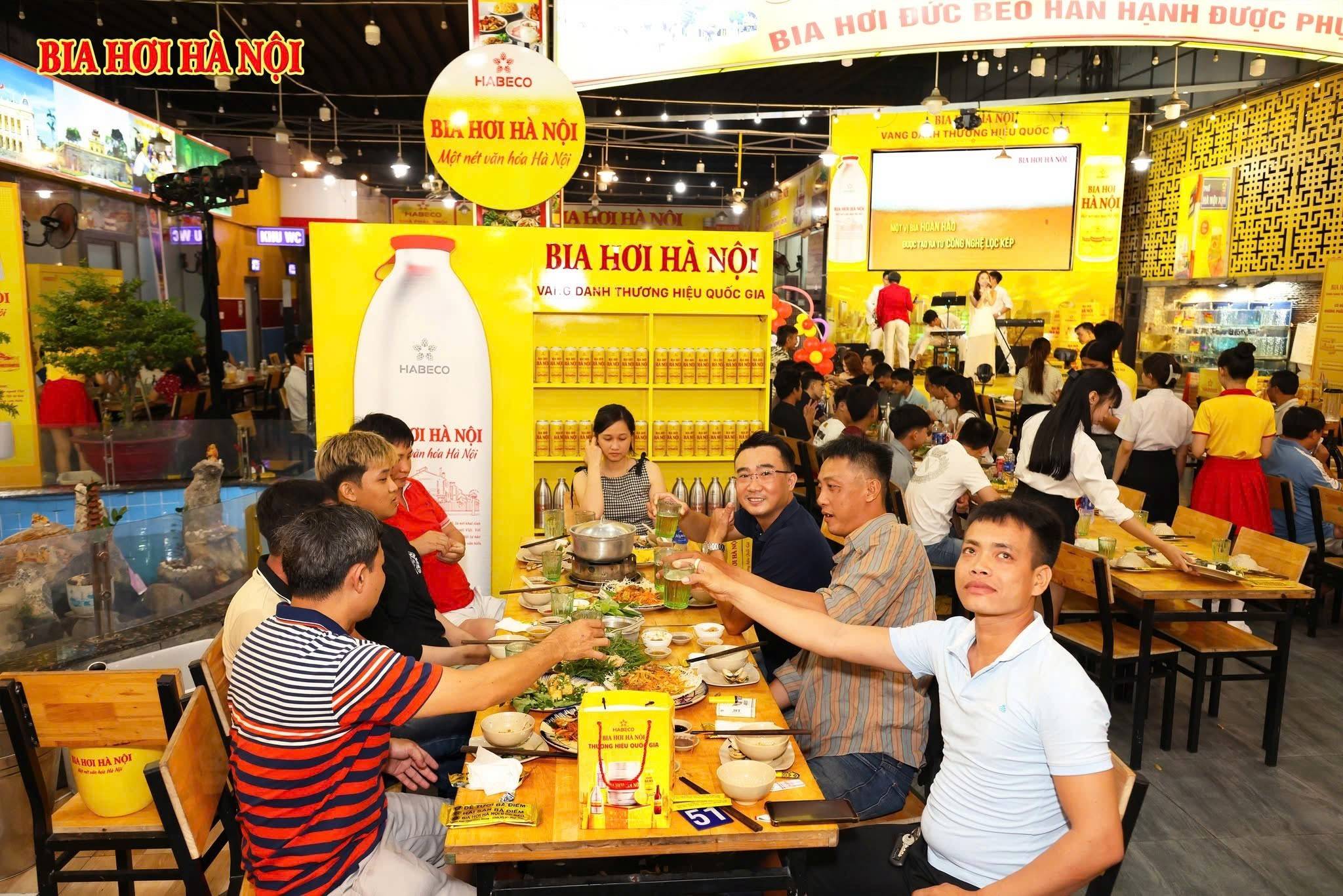 Bia Hơi Hà Nội lan tỏa hương vị Thủ đô, khuấy động mùa hè sôi động tại TP. Hồ Chí Minh