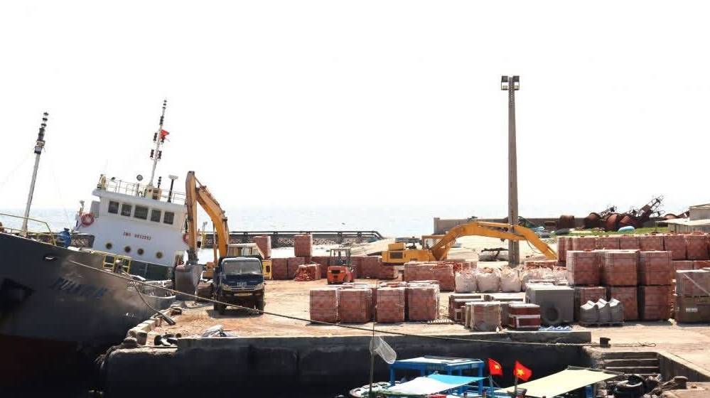 Lâm Đồng siết chặt quản lý phương tiện thủy nội địa và ca nô, bảo đảm an toàn hoạt động du lịch