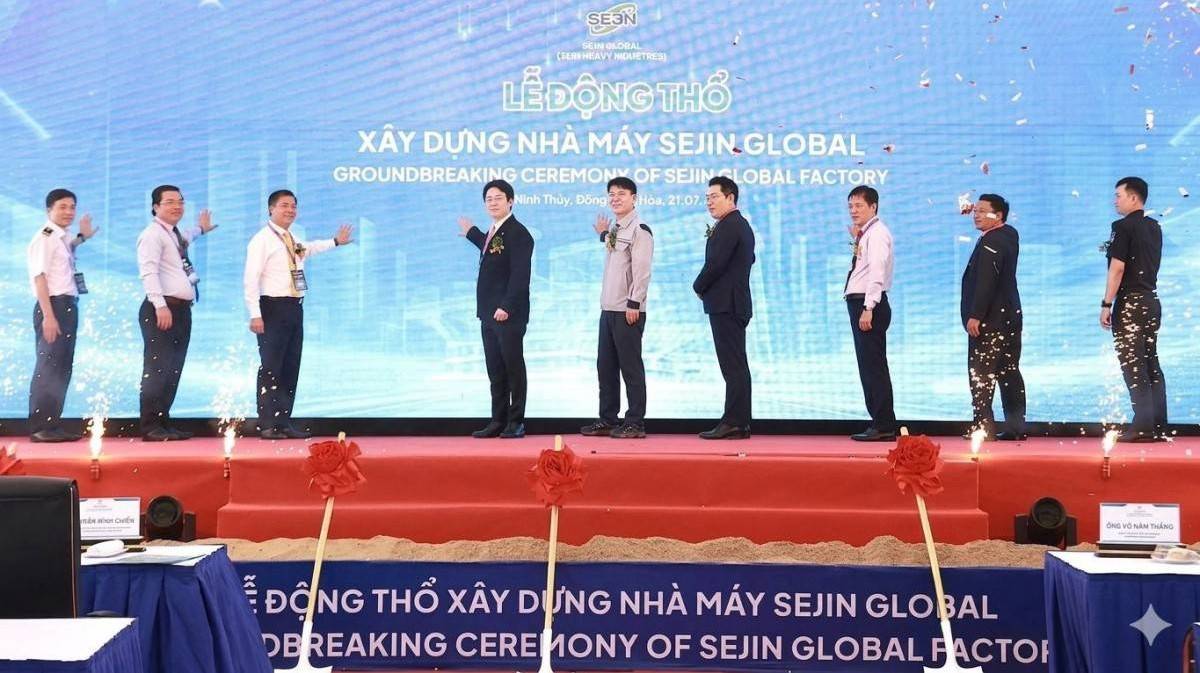 Lễ động thổ Khu Kinh tế Vân Phong đón dự án sản xuất phục vụ ngành đóng tàu quy mô gần 1.000 tỷ đồng