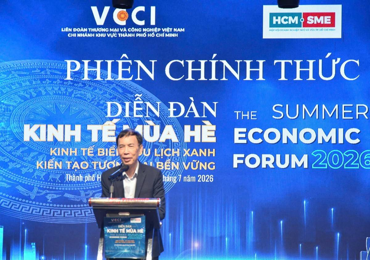 Tiến sĩ Võ Trí Thành chuyên gia kinh tế, Nguyên Phó viện trưởng Viện Nghiên cứu quản lý kinh tế Trung ương (CIEM) 
