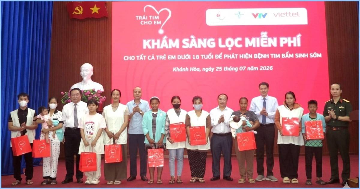 Quỹ Tấm lòng Việt và hành trình tìm lại nhịp đập tim khỏe mạnh cho 1.000 trẻ em Khánh Hòa