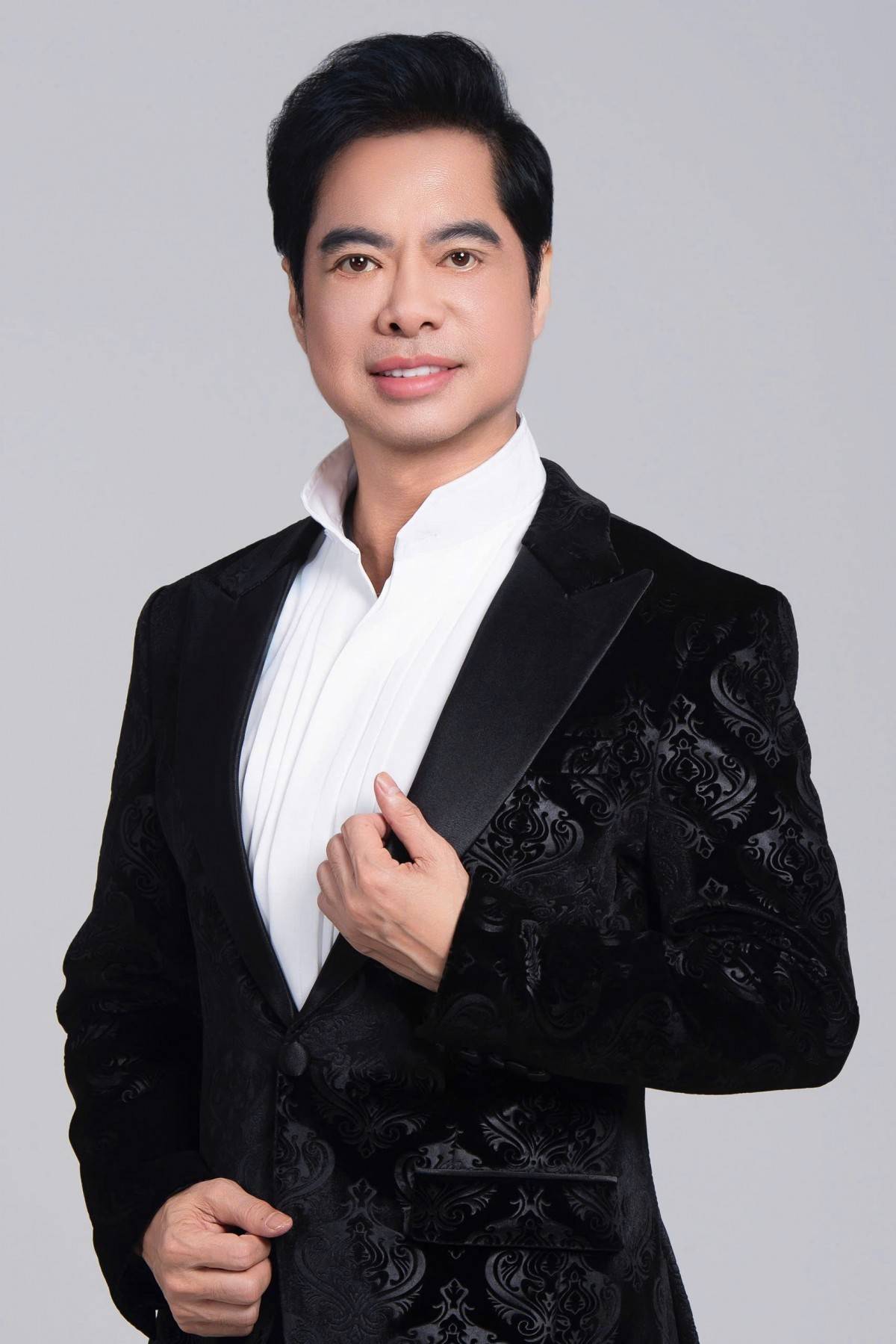 Đại danh ca Ngọc Sơn