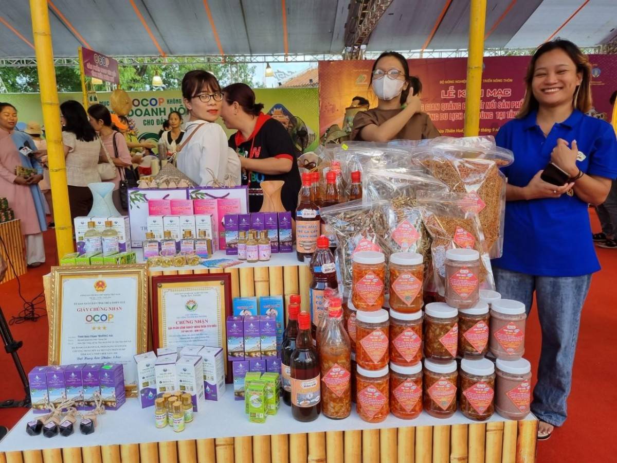 Các sản phẩm OCOP, đặc sản Huế và làng nghề truyền thống là nhóm sản phẩm trọng tâm được Hi1 ưu tiên xây dựng thương hiệu, số hóa thông tin và mở rộng kênh tiêu thụ trên nền tảng thương mại điện tử.
