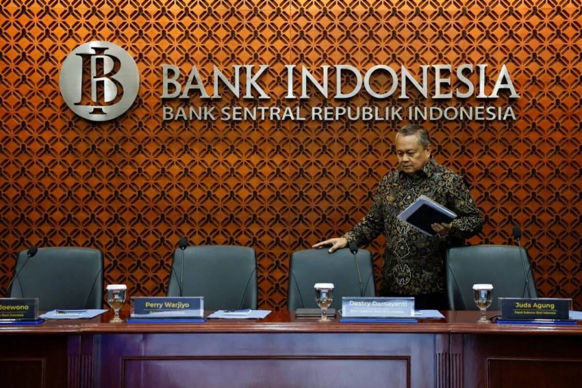 Ông Perry Warjiyo (thứ ba, bên phải) từng giữ chức vụ Thống đốc Ngân hàng Trung ương Indonesia từ năm 2018 cho đến khi từ chức năm 2026