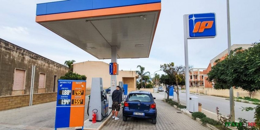 Italia dự kiến thông qua biện pháp mới nhằm kiềm chế giá nhiên liệu