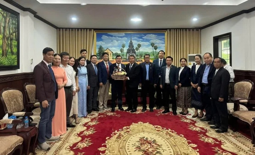 Lãnh đạo các tỉnh Savannakhet và Khammouane đánh giá rất cao sự chủ động, năng động của cộng đồng doanh nghiệp Đà Nẵng
