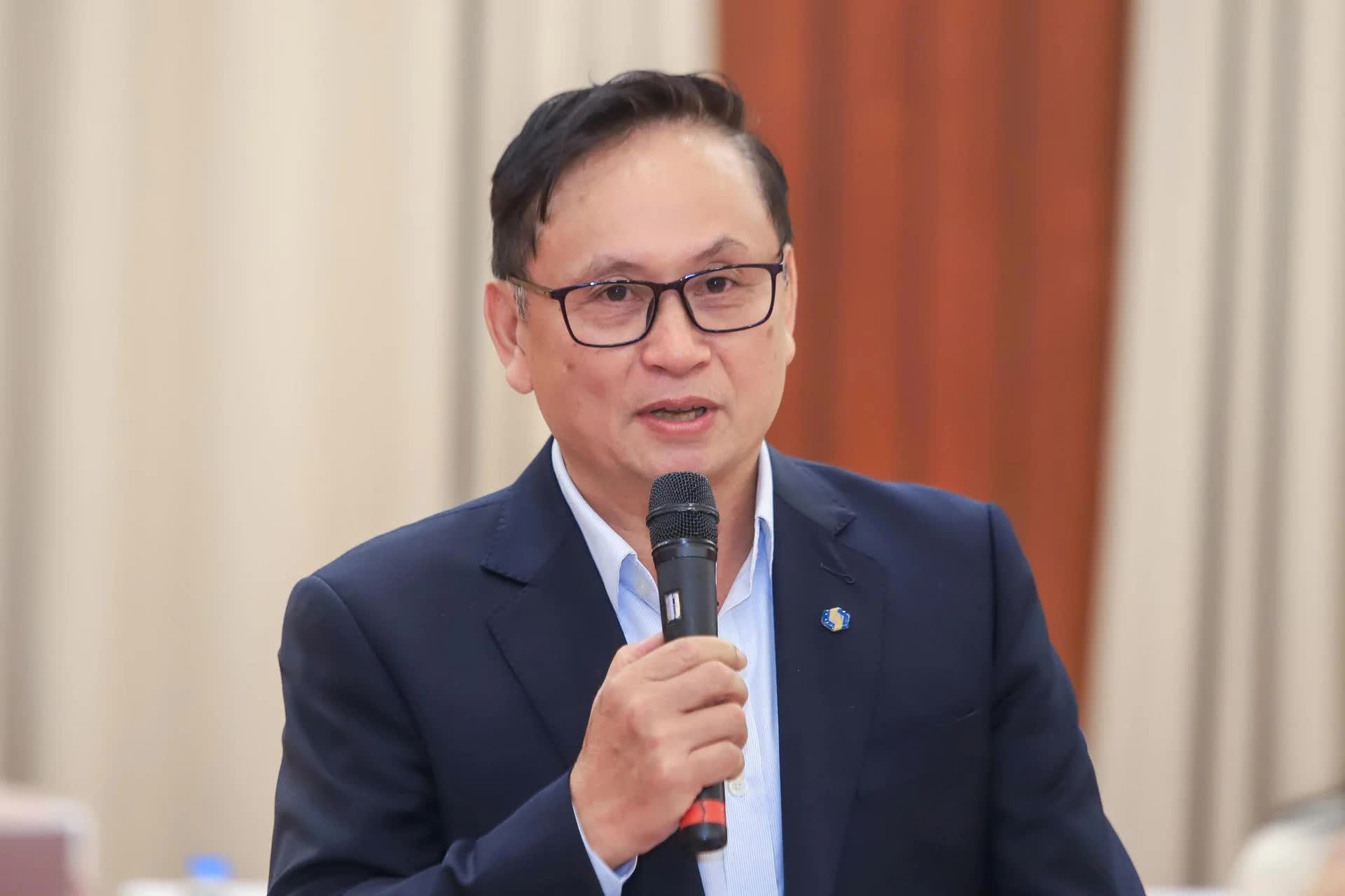 Tái cấu trúc thị trường vốn để giảm lệ thuộc tín dụng, hướng tăng trưởng bền vững