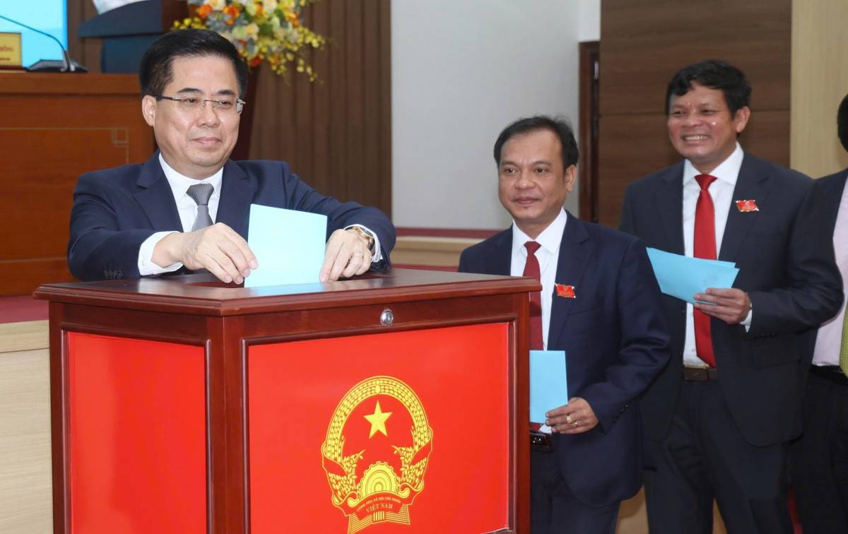 Tân Chủ tịch UBND tỉnh Quảng Ngãi Nguyễn Đức Tâm: 