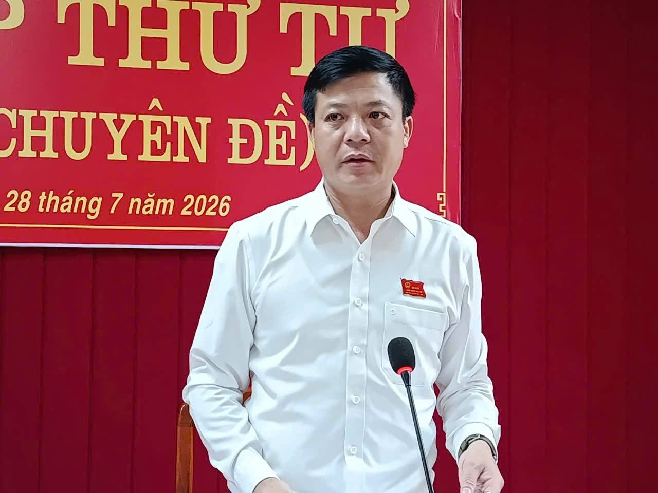 Phát biểu bế mạc kỳ họp, Bí thư Đảng ủy, Chủ tịch HĐND xã Mỏ Vàng Triệu Tòn Triệu