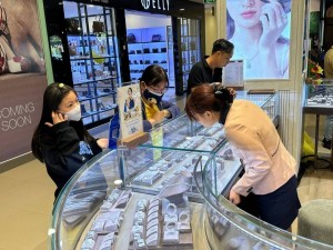 PNJ đã chi hơn 7.000 tỷ đồng mua lại kim cương và vàng trong tháng 'sóng gió'