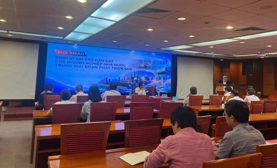 Chiều 29/7, Viện Phân tích Chính sách Kinh tế và Tài chính thuộc Hội Kinh tế Việt Nam tổ chức Hội thảo với chủ đề: “Định vị vai trò dẫn dắt của doanh nghiệp nhà nước trong giai đoạn phát triển mới”.