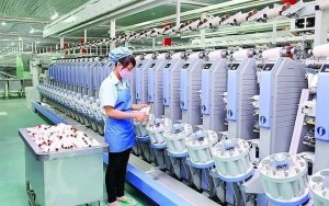 Dệt may Việt Nam tăng sức chống chịu trước áp lực thuế quan và chi phí đầu vào