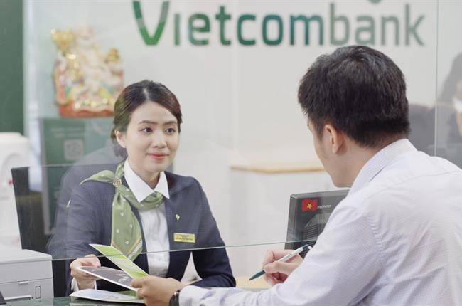 Vietcombank báo lãi quý 2 tăng mạnh, nợ nghi ngờ tăng đột biến gây chú ý