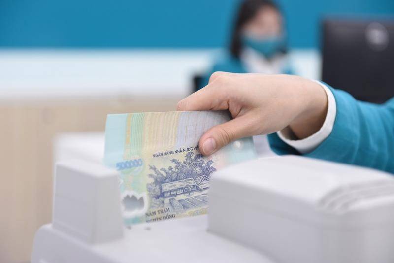 Tín dụng ưu tiên là chính sách định hướng nguồn vốn ngân hàng tập trung vào sản xuất kinh doanh, nông nghiệp nông thôn và xuất khẩu. Chính sách này giúp thúc đẩy tăng trưởng kinh tế và hỗ trợ các lĩnh vực trọng điểm theo chỉ đạo của Chính phủ.