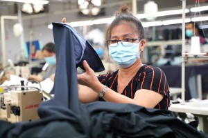 Từ 10/9, doanh nghiệp có thể bị phạt đến 20 triệu đồng nếu vi phạm quyền lợi lao động nữ