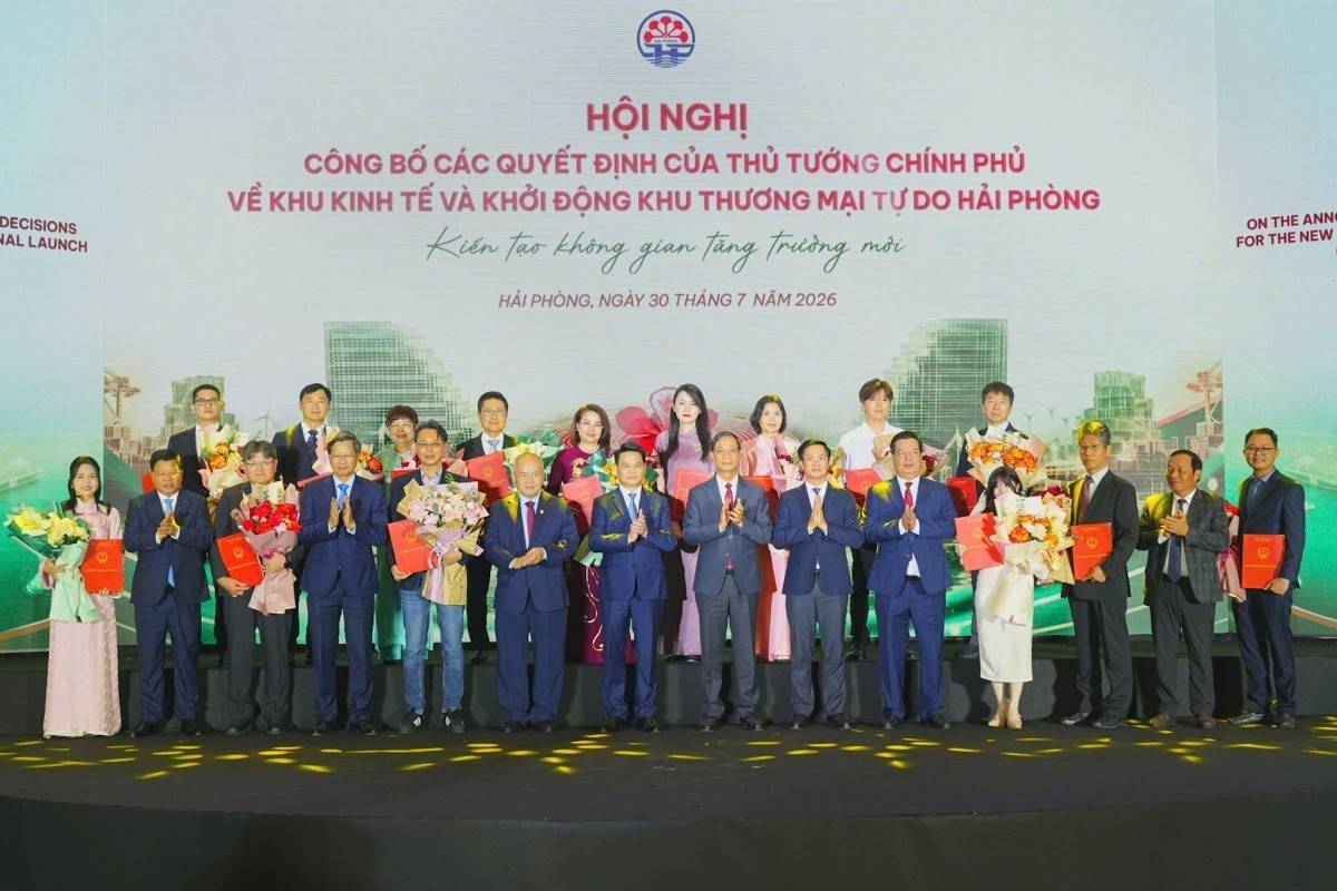 Bài 11: Xây hệ sinh thái doanh nghiệp từ một lần sửa luật