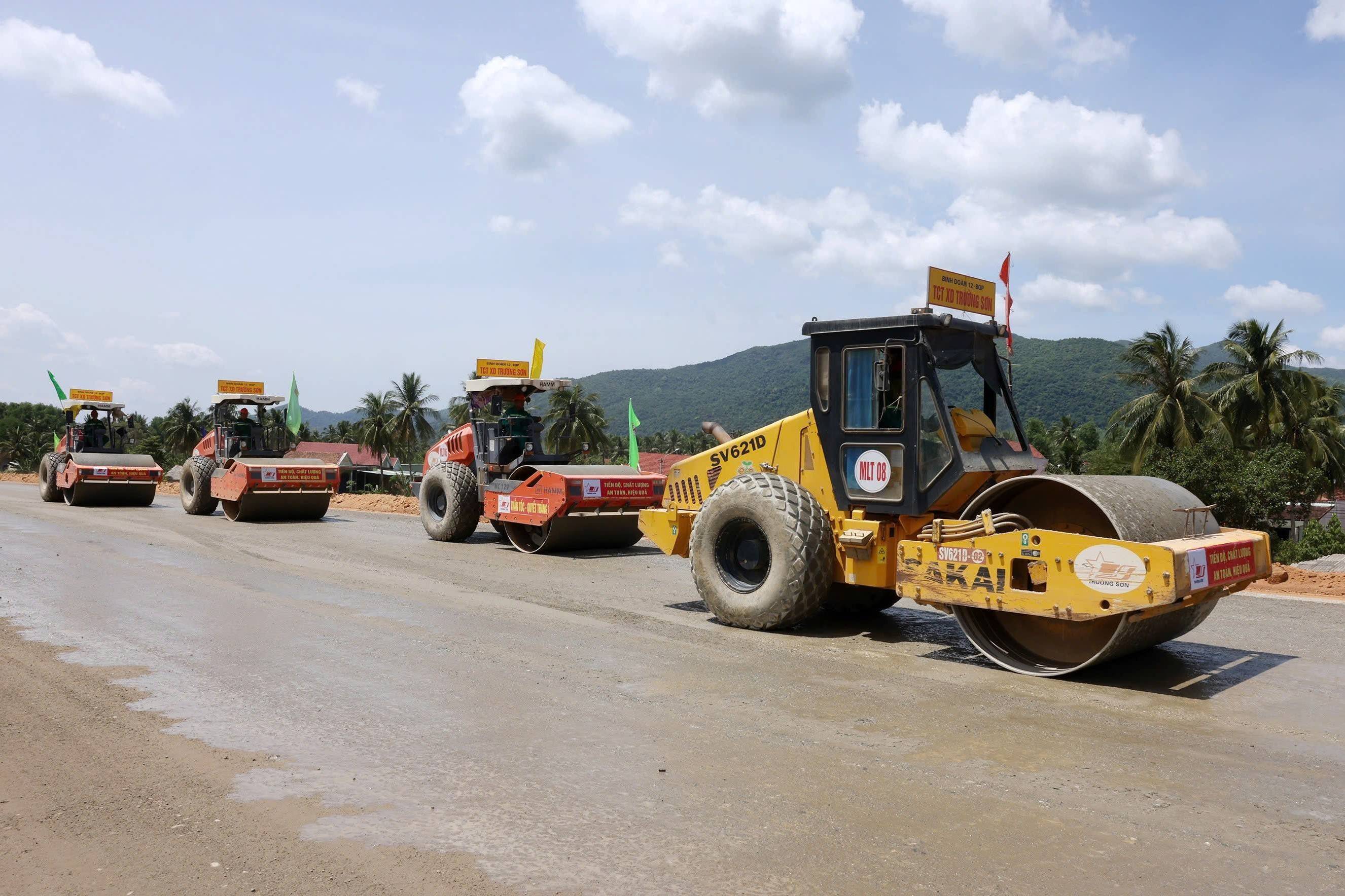 Giải ngân vốn đầu tư công đạt 39% kế hoạch, FDI thực hiện cao nhất trong 5 năm