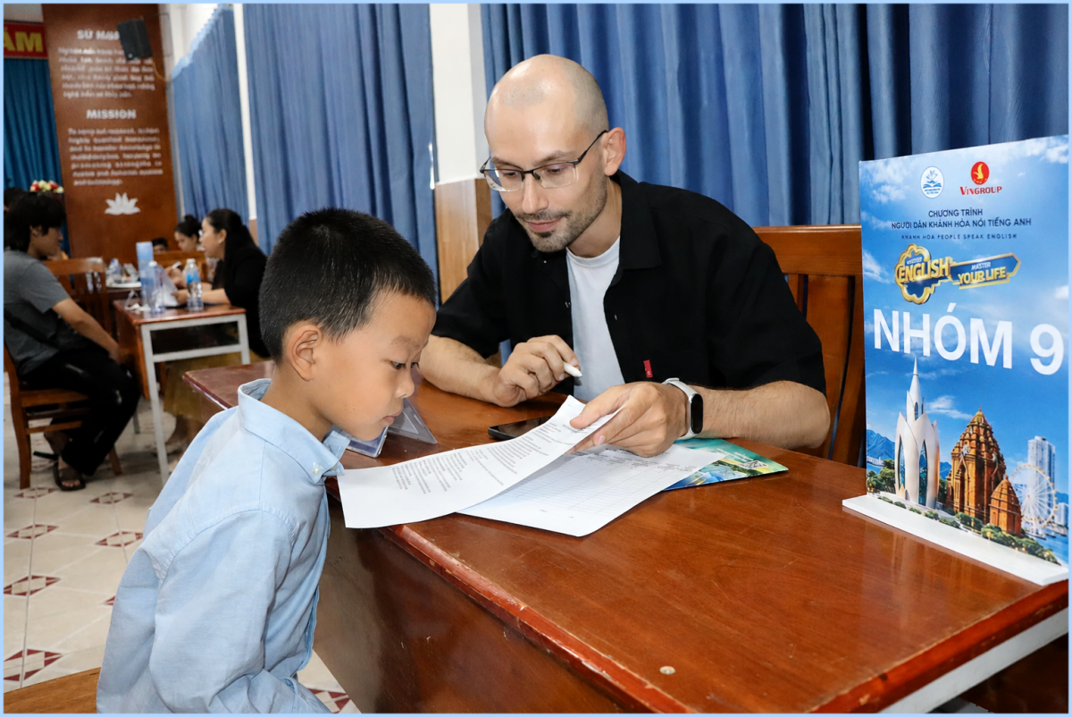 Khánh Hòa ưu tiên nguồn lực triển khai Đề án đưa tiếng Anh thành ngôn ngữ thứ hai trong trường học
