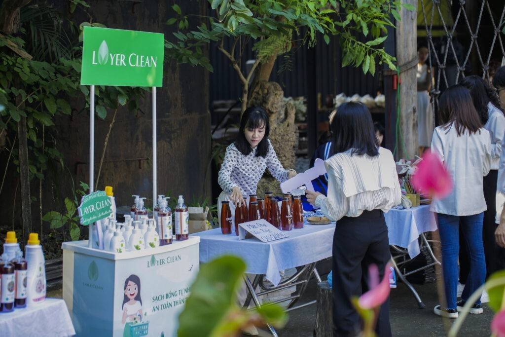 Bộ Y tế thu hồi toàn quốc nước rửa tay Layer Clean do nhiều vi phạm