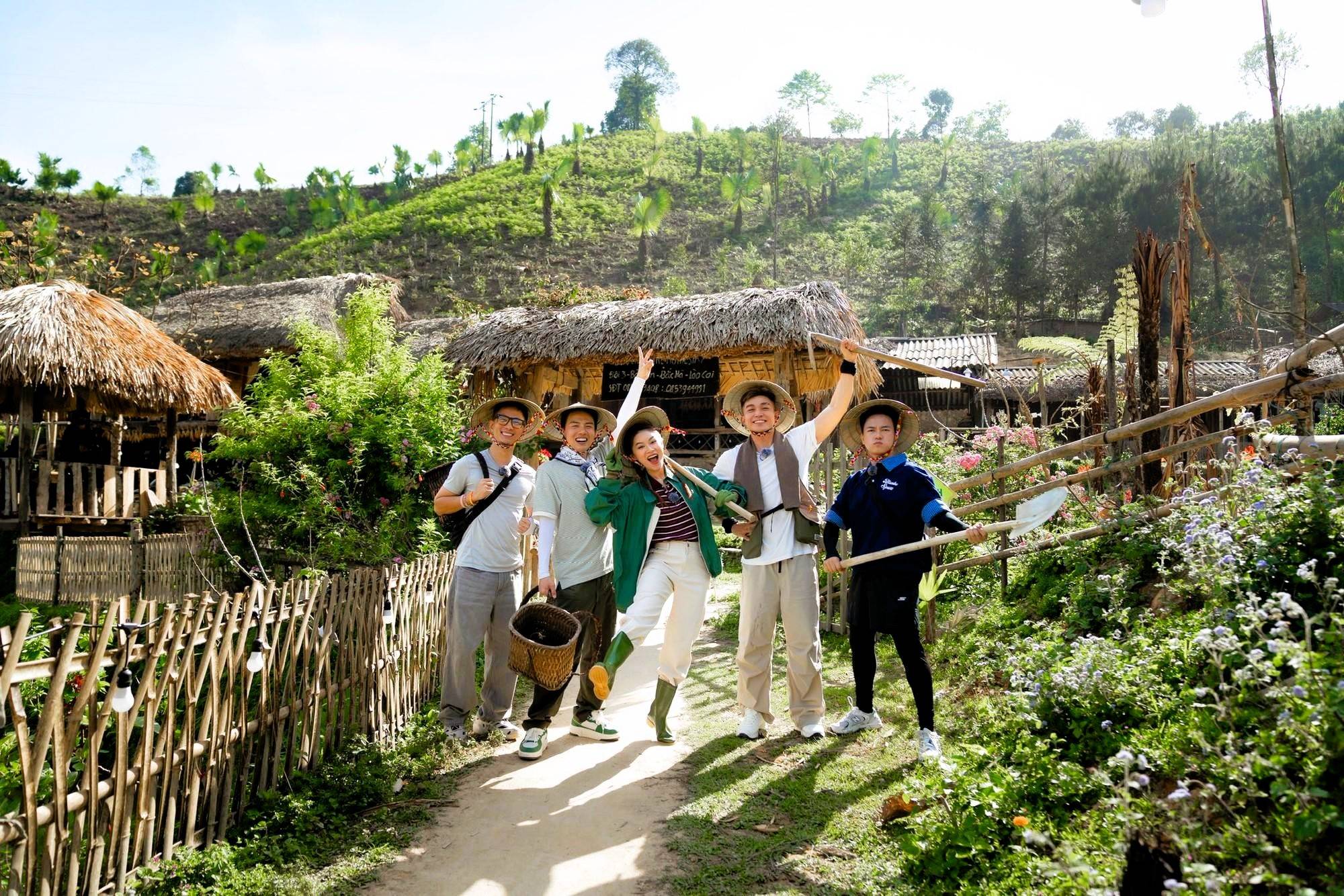Nhờ chương trình Gia Đình Haha, homestay của chị Vàng Thị Thông ở Bản Liền thu hút đông đảo du khách