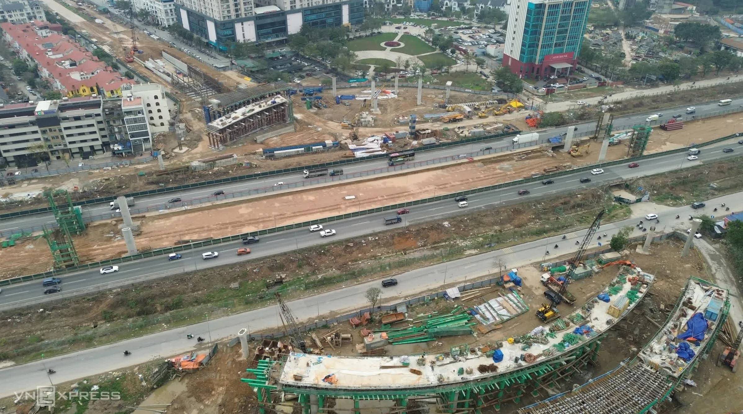 Vành đai 4 Hà Nội đầu tư 85.813 tỷ đồng đang tăng tốc nhưng áp lực vật liệu vẫn đè nặng