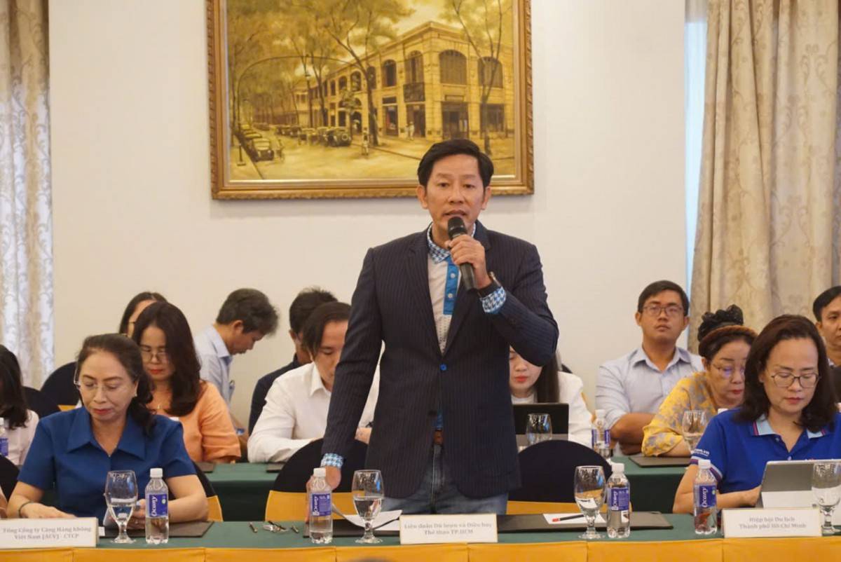 Doanh nghiệp phát biểu ý kiến tại hội nghị. (Ảnh: Uyển Nhi)