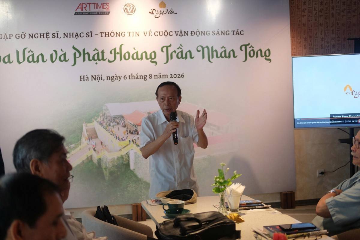 Nhà văn, nhà báo Hoàng Dự thông tin về thể lệ cuộc vận động sáng tác