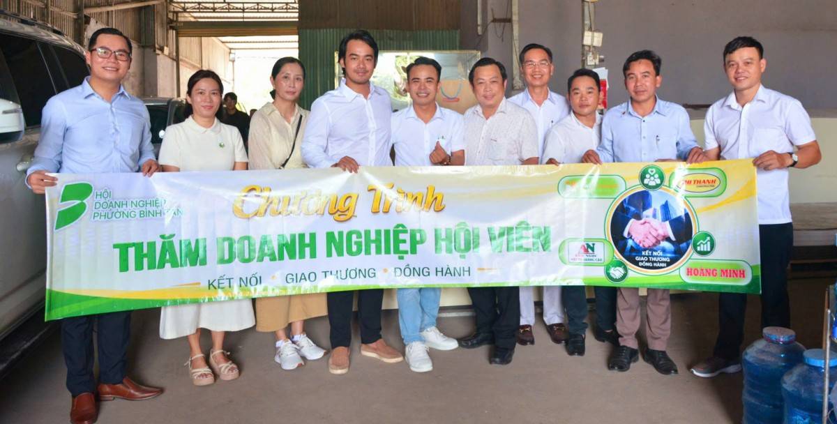 Trong khuôn khổ chương trình, đoàn đã lần lượt đến thăm và làm việc tại: Công ty TNHH TM SX Ánh Ngọc;