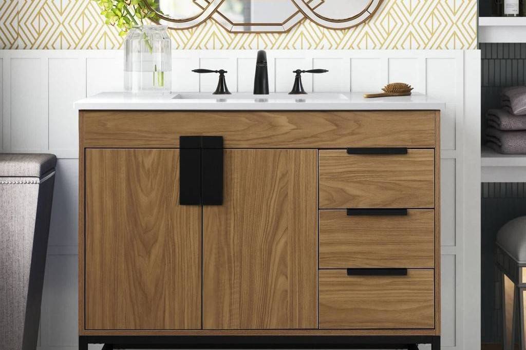 Canada áp thuế bổ sung 25% với tủ gỗ, tủ lavabo nhập khẩu từ Việt Nam