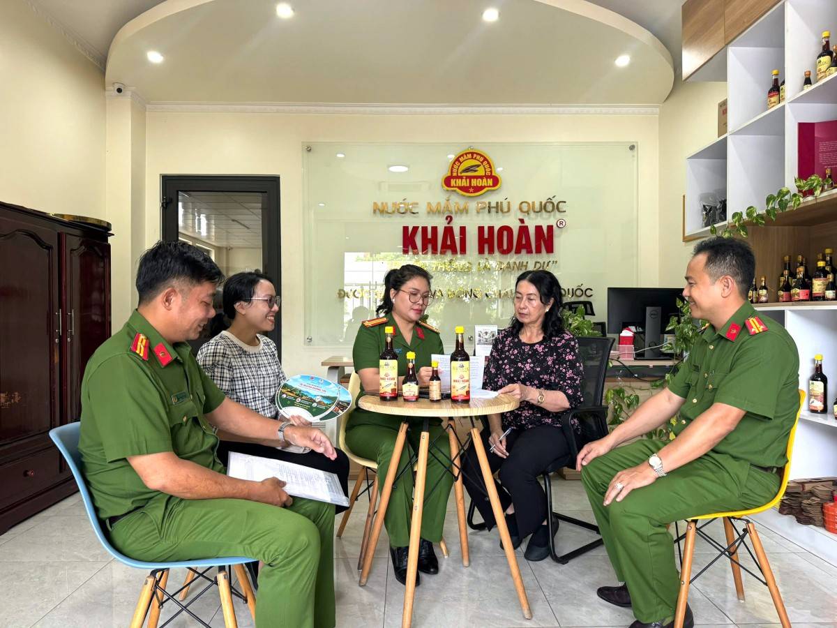 Phú Quốc ra mắt mô hình “Chung tay bảo vệ tài nguyên, môi trường và an toàn thực phẩm”