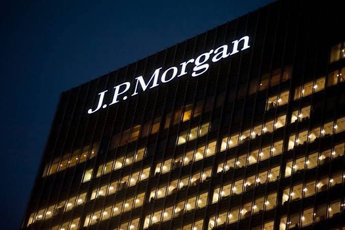 J.P. Morgan nâng dự báo S&P 500 lên 8.000 điểm nhờ cú hích từ AI