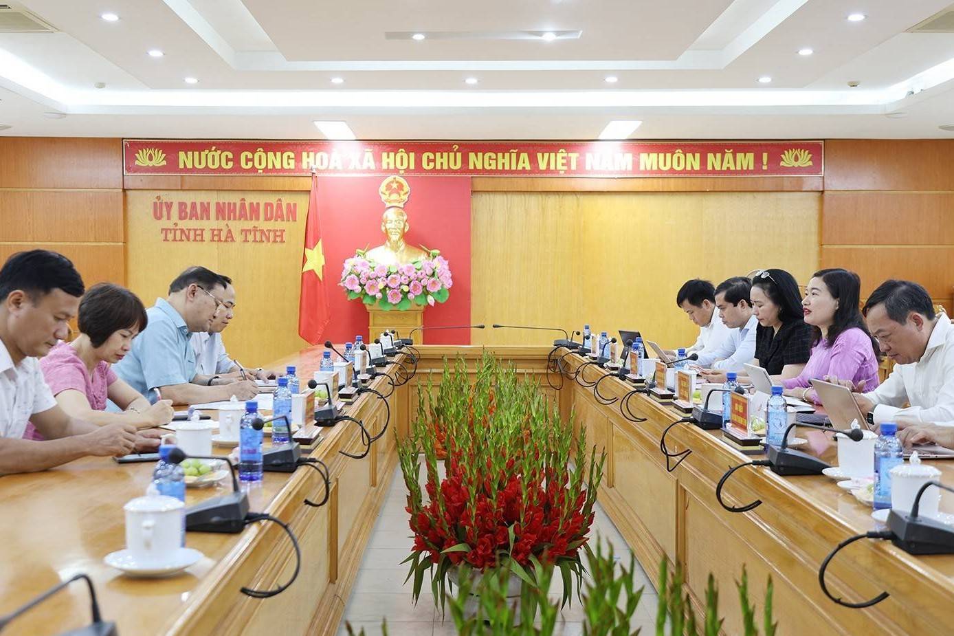 Hà Tĩnh thúc đẩy kết nối kinh tế với ba tỉnh Trung Lào