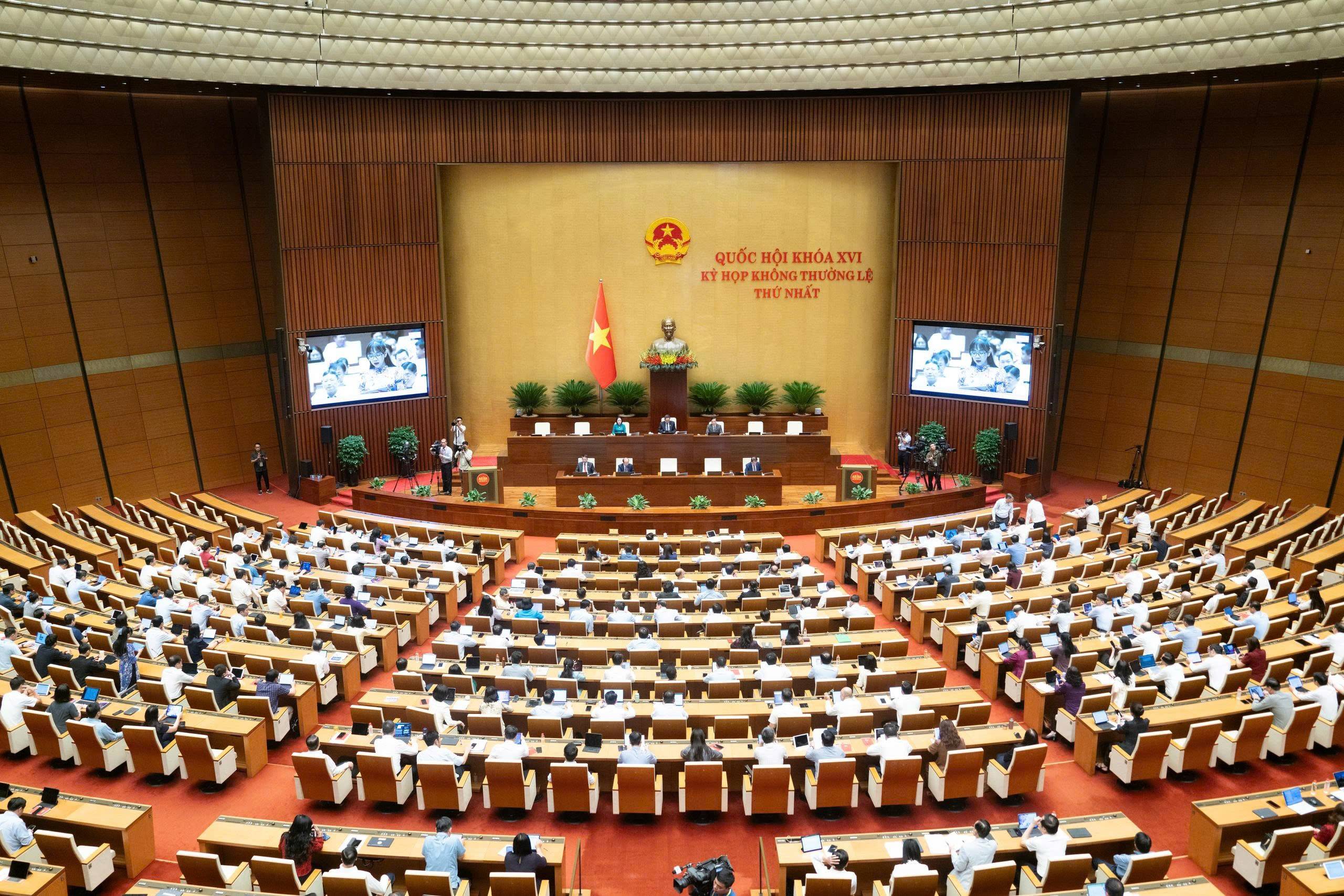 Quốc hội khóa XVI bàn về khung pháp lý mới cho phát triển đô thị